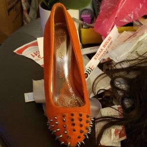 Size 7 Heels never Worn